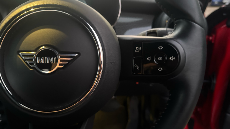 MINI Hatchback 1.5 Cooper Exclusive 3dr Auto Petrol Hatchback